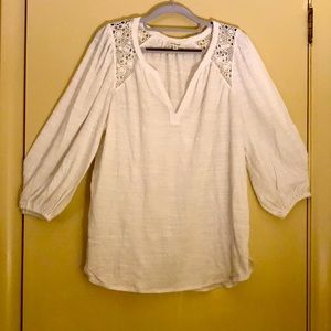 Max Studio XL White V Cut Blouse